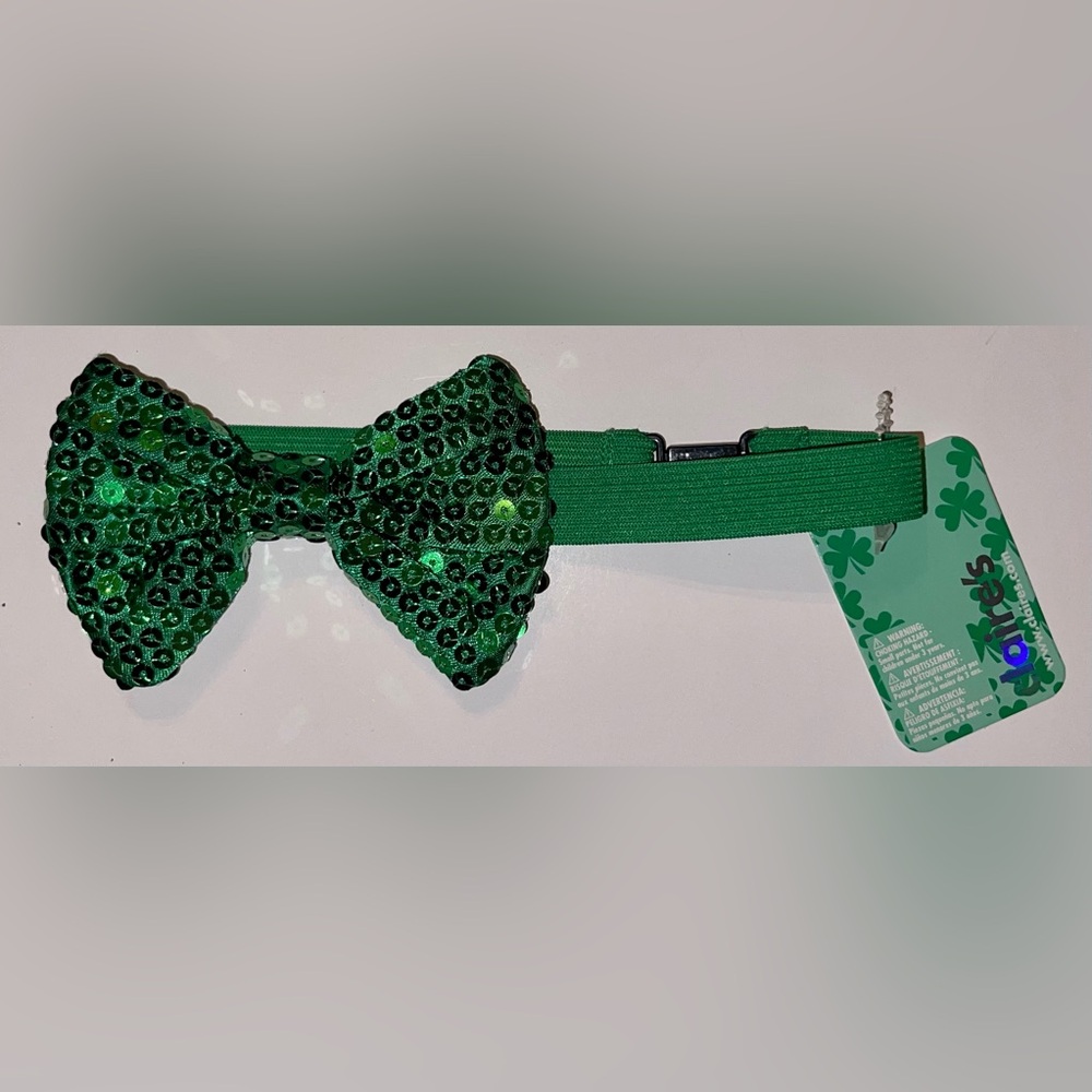 Claire’s Green Sequin Party Dance Costume Adjustable Bow Tie